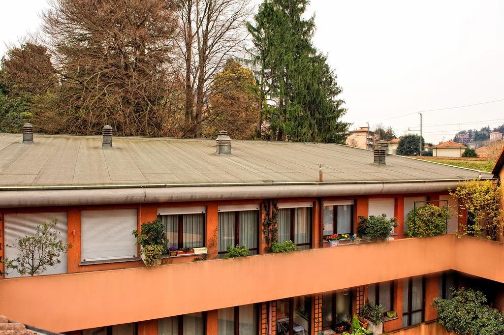 Victoria Hotels Carso Camnago Volta Exteriér fotografie
